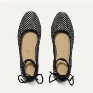 Rothy’s Square Wrap in Noir Size 11